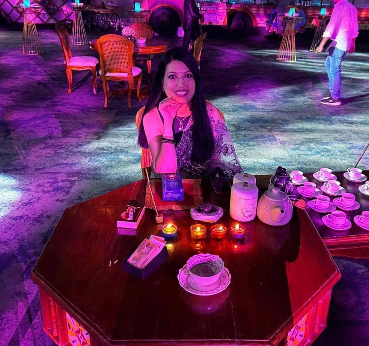 Tarot reading experience for corporate events and private gatherings by Lady of Tarot